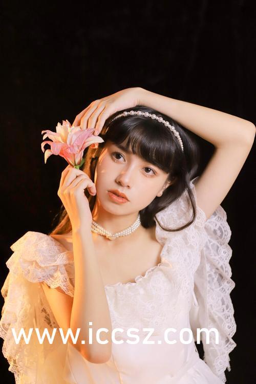 独家吃瓜爆料,娱乐圈惊天大瓜，真相令人震惊！